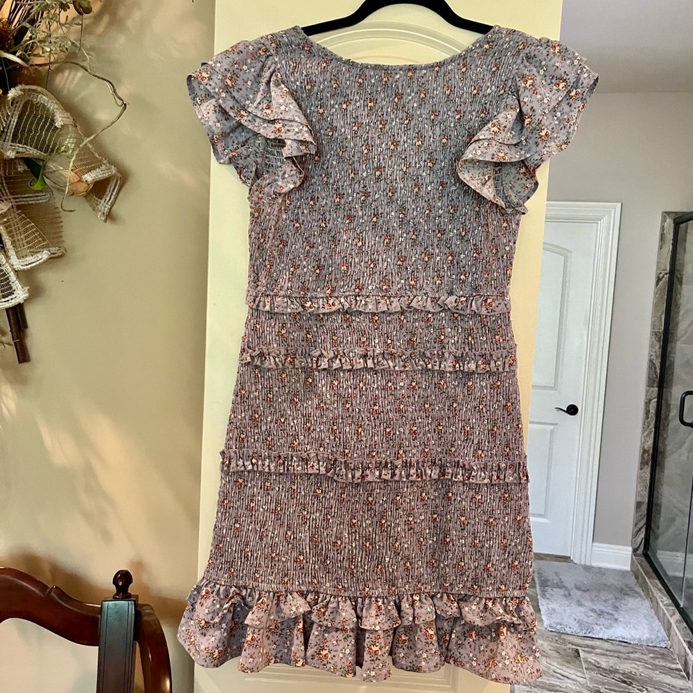 Entro Ruffled Sleeve Dress - Picture 4 of 5